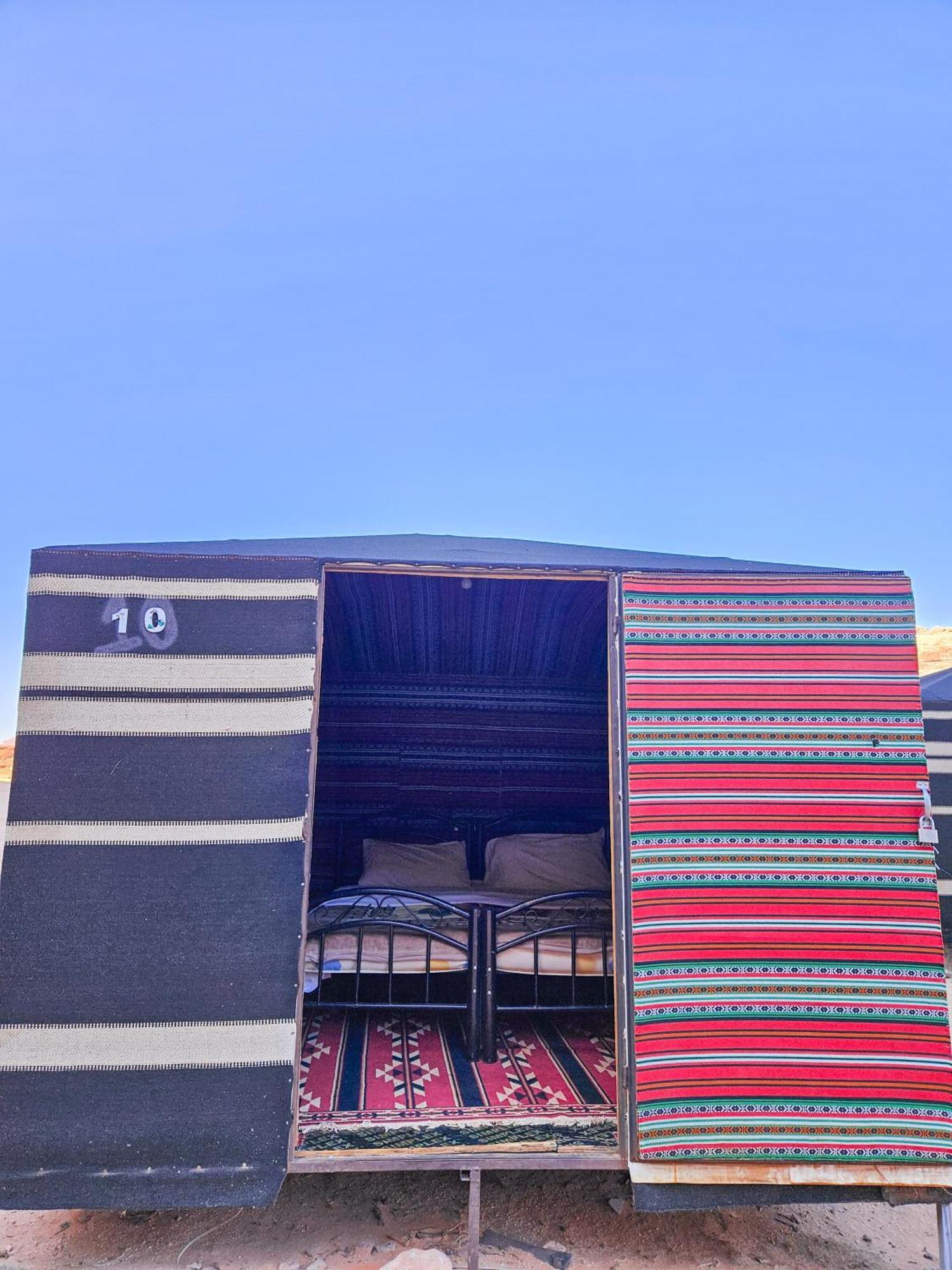 Star City Camp Wadirum Wadi Rum Exterior photo